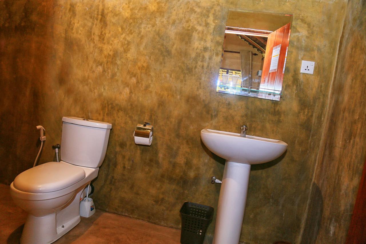 Hotel Niyagala Lodge シギリヤ エクステリア 写真