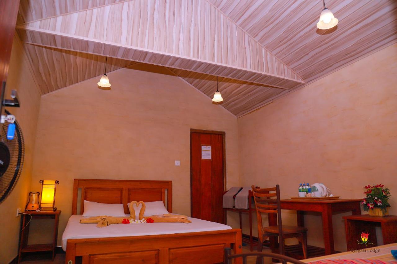 Hotel Niyagala Lodge シギリヤ エクステリア 写真